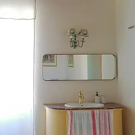 Maison De L Eveque D'ozenx לינה וארוחת בוקר Ozenx